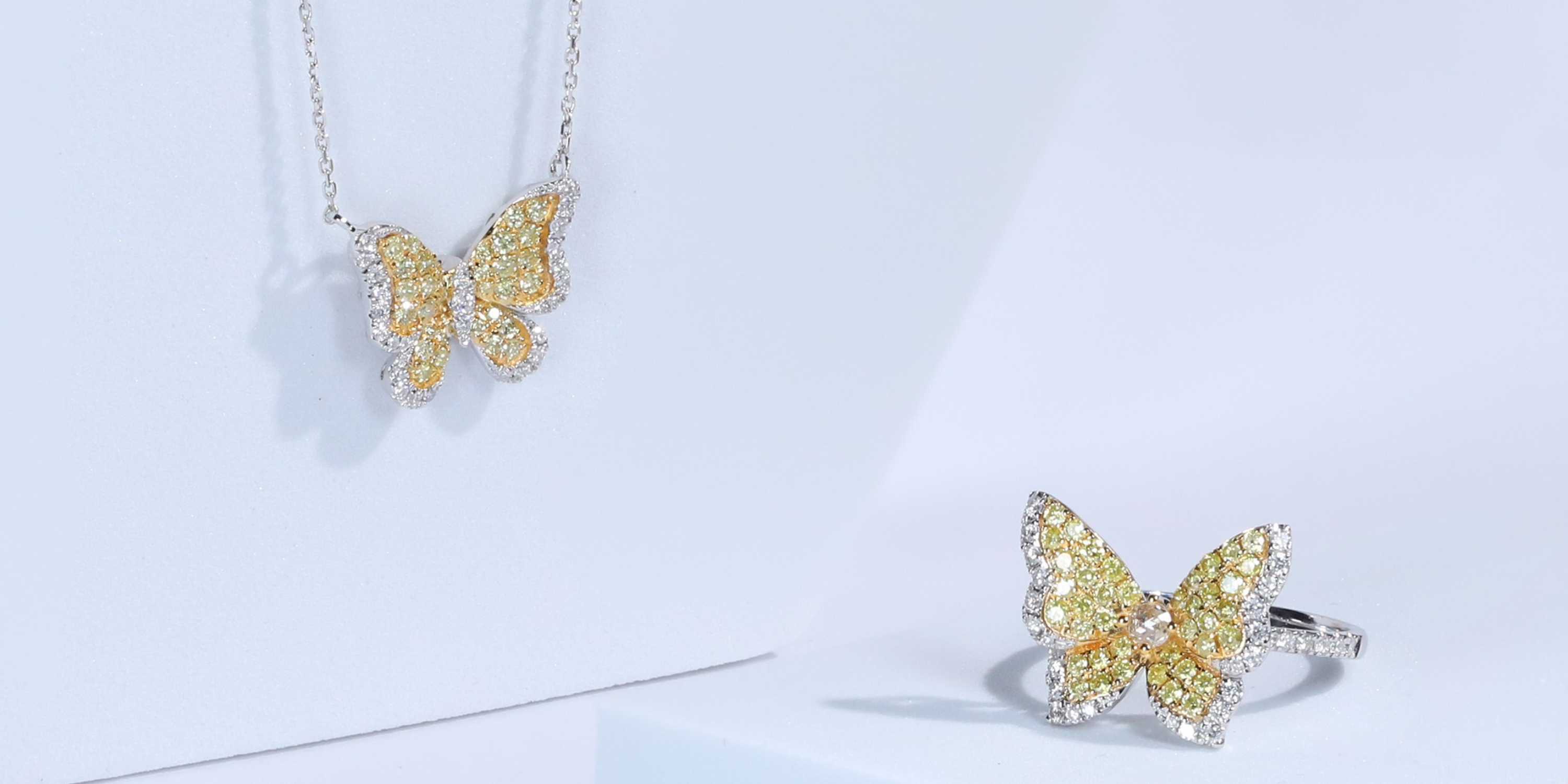 Natural Color Diamond Rings